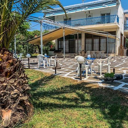 Galinis' Sea Front Studios Nea Kallikrateia Εξωτερικό φωτογραφία