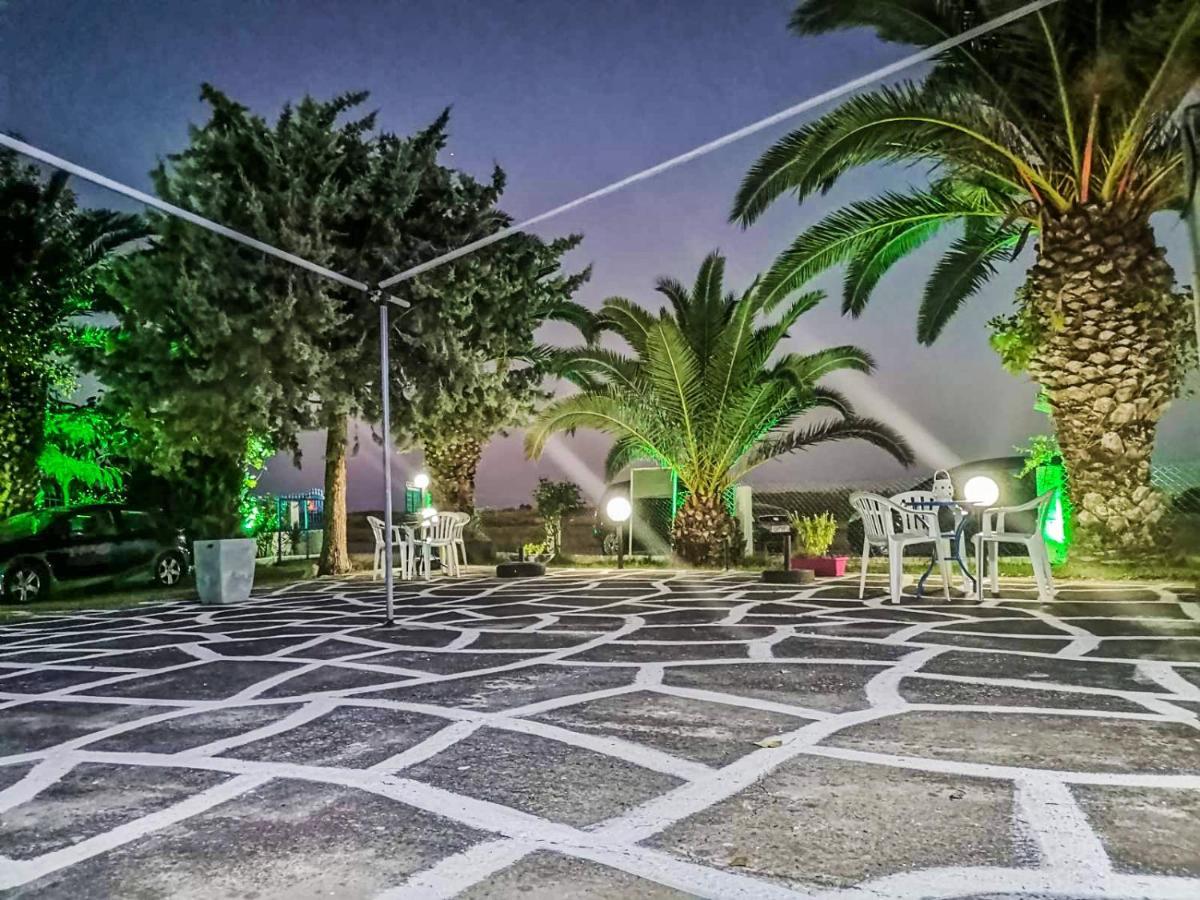 Galinis' Sea Front Studios Nea Kallikrateia Εξωτερικό φωτογραφία